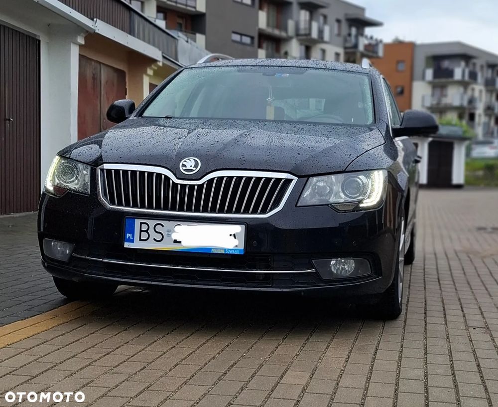 Skoda Superb 2.0 TDI 4x4 Ambition DSG - 1