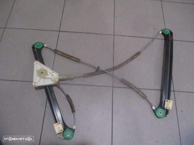 Elevador Sem Motor 8P3837461A AUDI A3 2009 2.0TDI 140CV 3P CINZA FE - 2