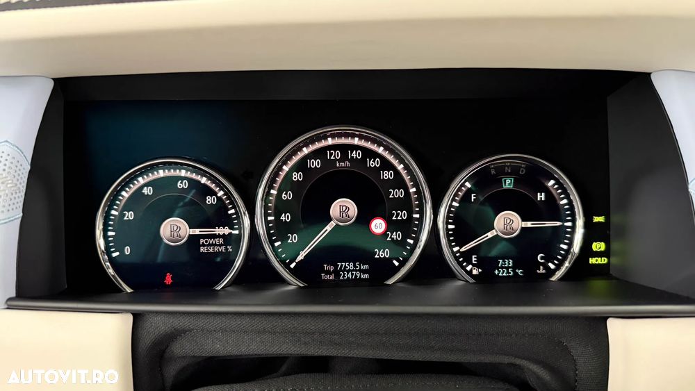 Rolls-Royce Cullinan Standard - 30