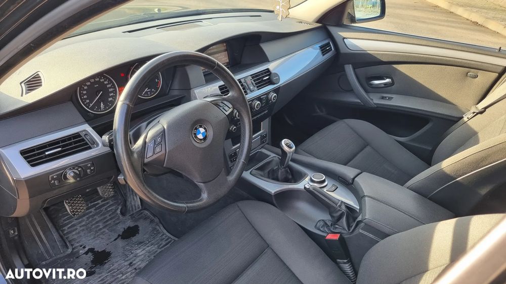 BMW Seria 5 520d - 6
