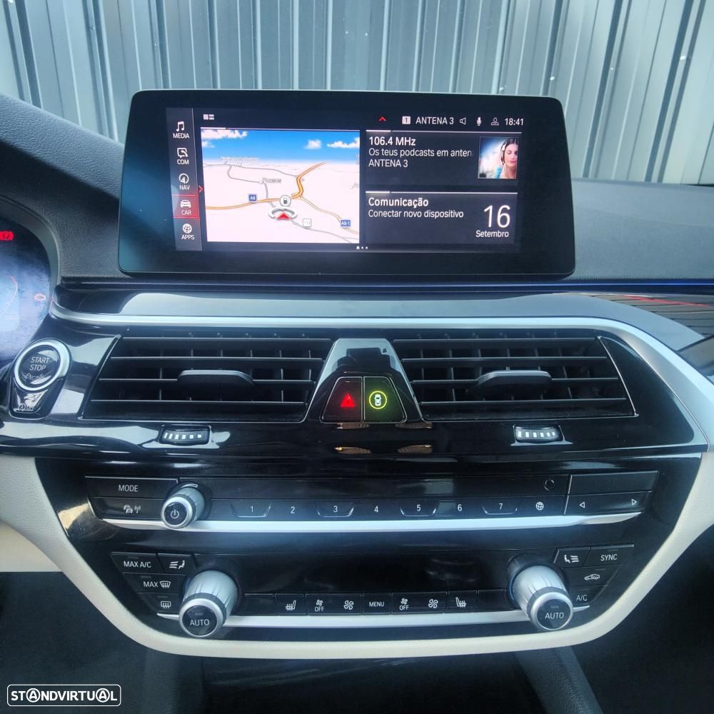 BMW 518 d Line Luxury Auto - 11