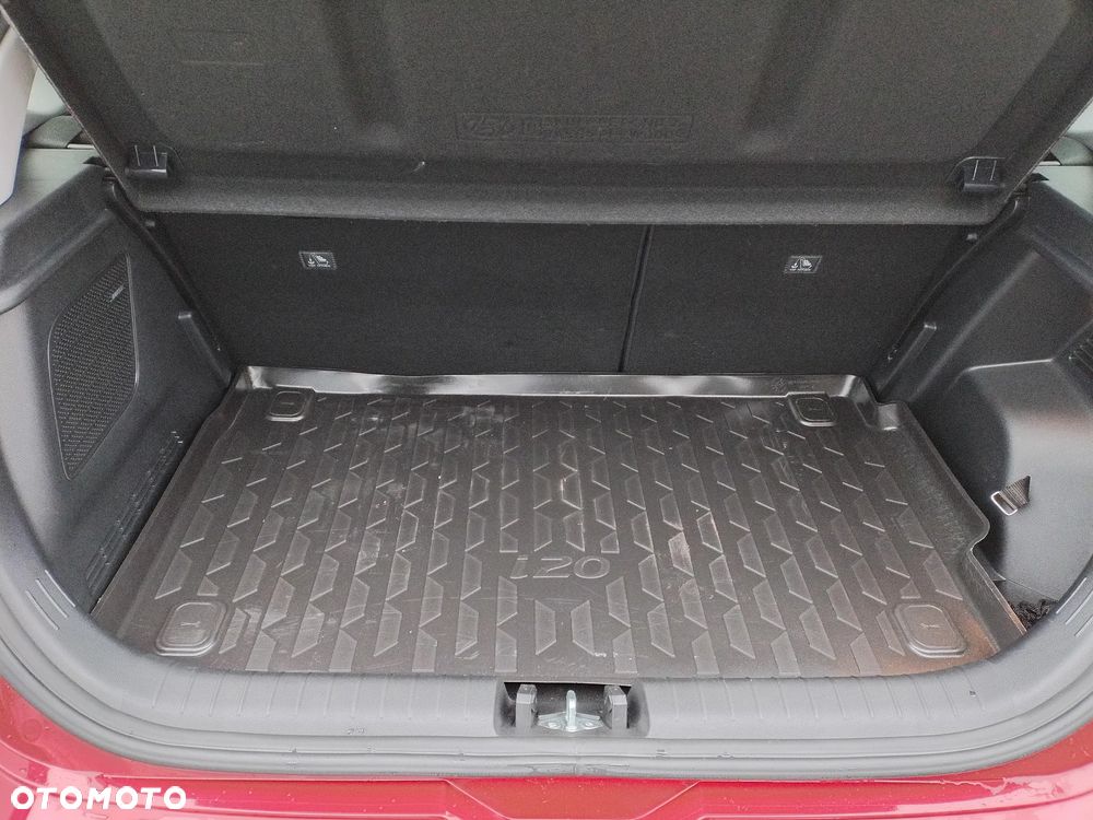 Hyundai i20 1.0 T-GDi Smart DCT - 16