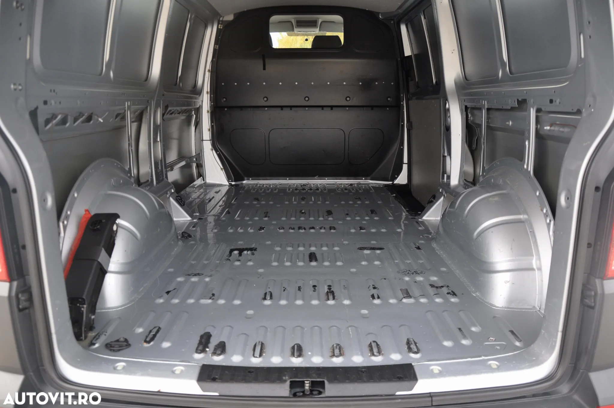 Volkswagen Transporter T6 L2H1 Van Aut. - 9