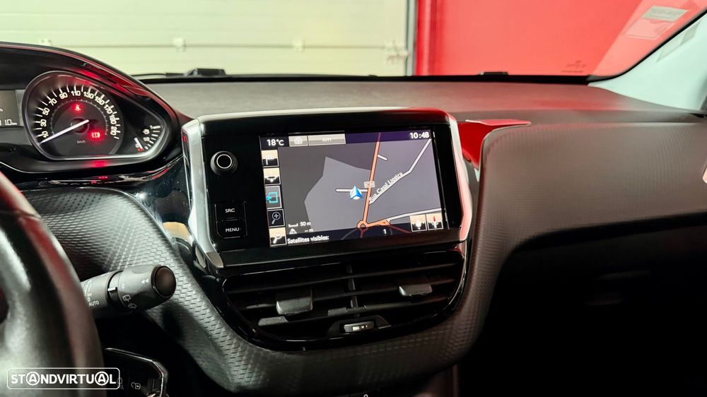 Peugeot 2008 1.2 PureTech Style - 26