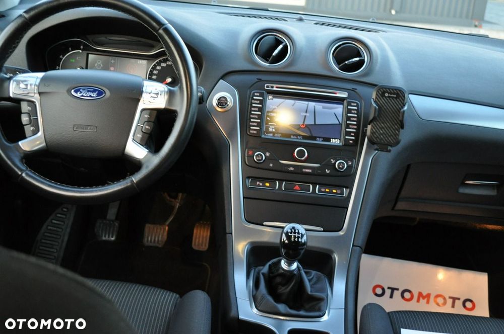 Ford Mondeo 2.0 TDCi Titanium - 21