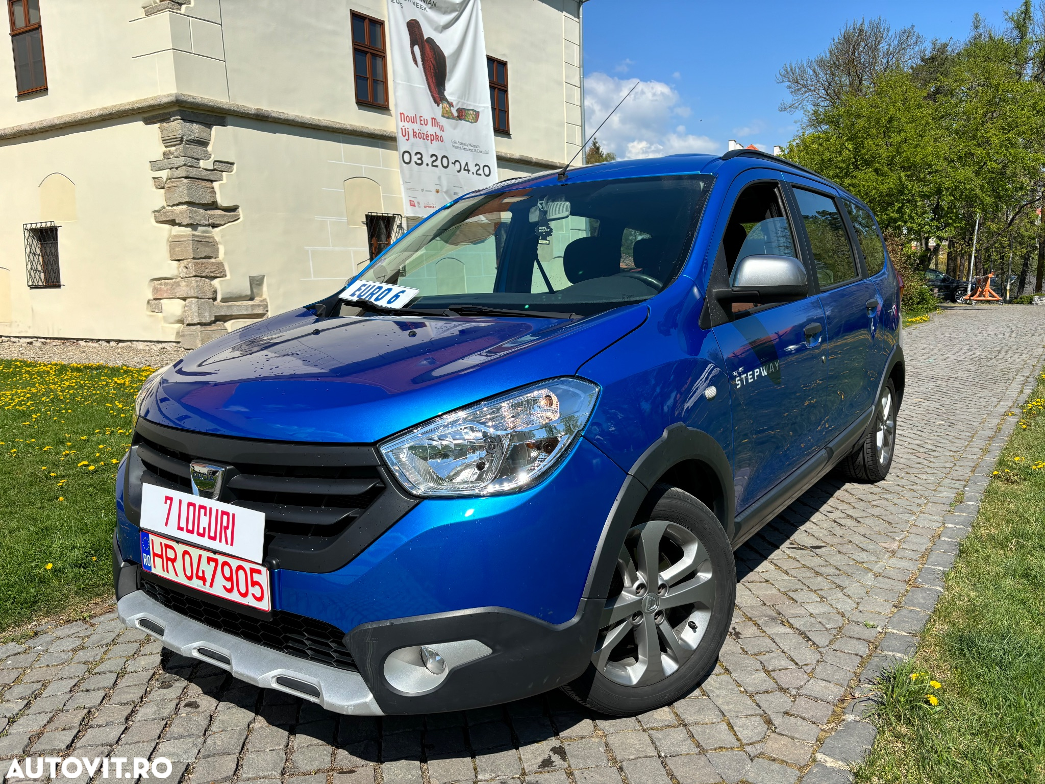 Dacia Lodgy 1.2 TCe Stepway - 8
