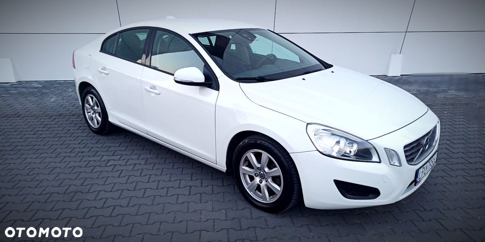 Volvo S60 D2 Edition - 6