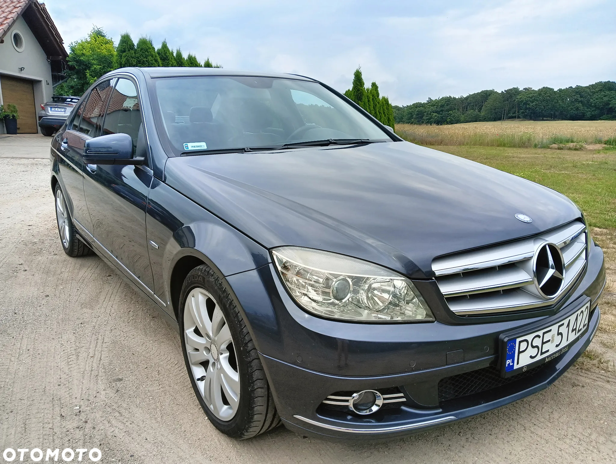 Mercedes-Benz Klasa C 180 Kompressor BlueEFFICIENCY - 2