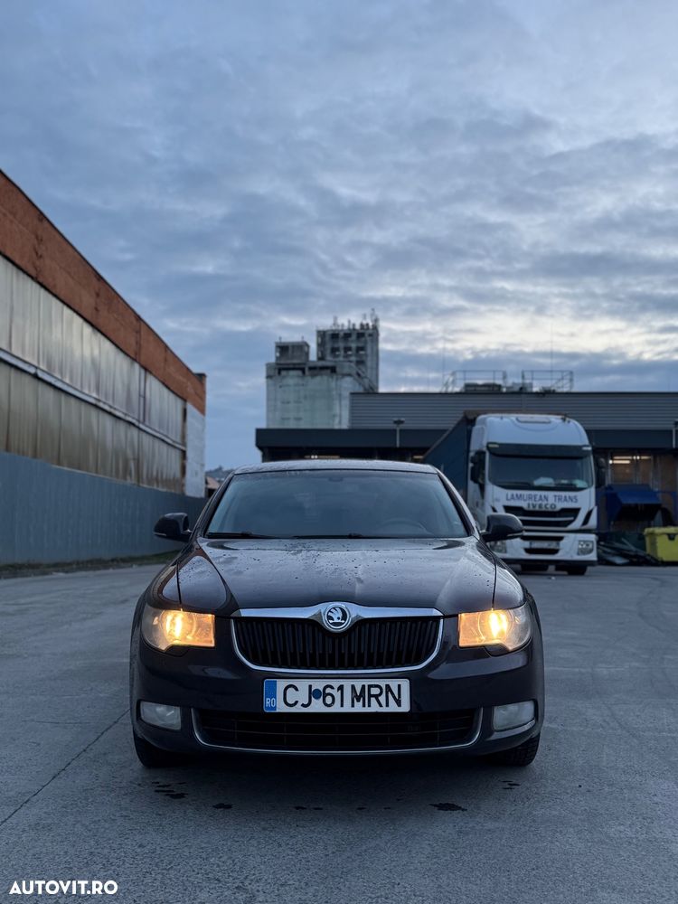 Skoda Superb 2.0 TDI Ambition - 5