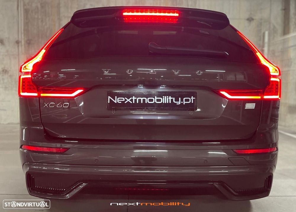 Volvo XC 60 2.0 T6 PHEV R-Design AWD - 5