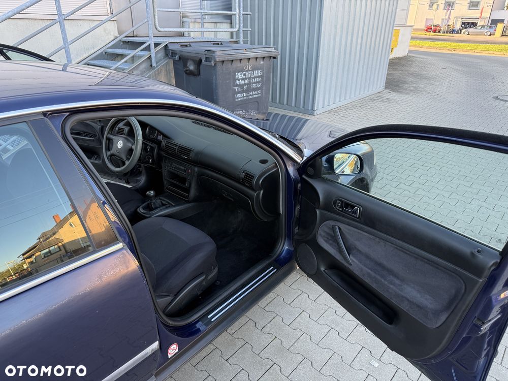 Volkswagen Passat - 6