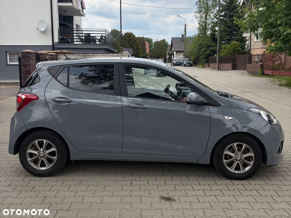 Hyundai i10 1.0 - 8