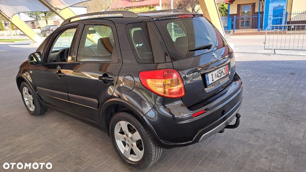 Suzuki SX4 - 4