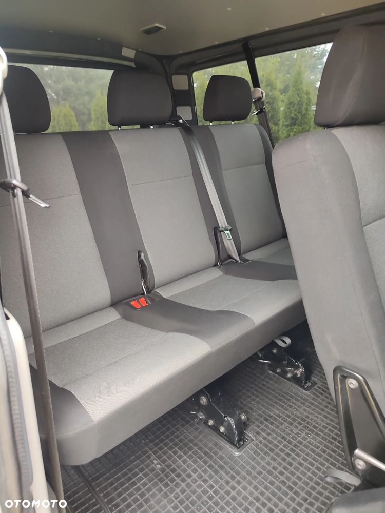 Volkswagen Transporter L2H1 - 18