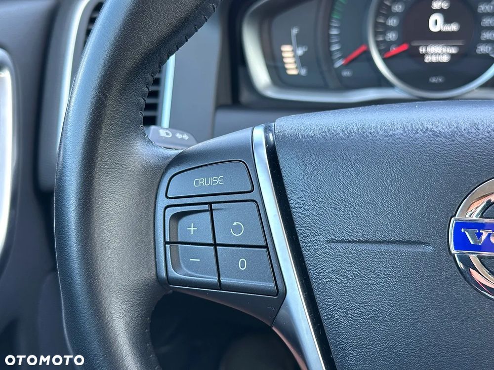 Volvo XC 60 D3 Drive-E Kinetic - 11