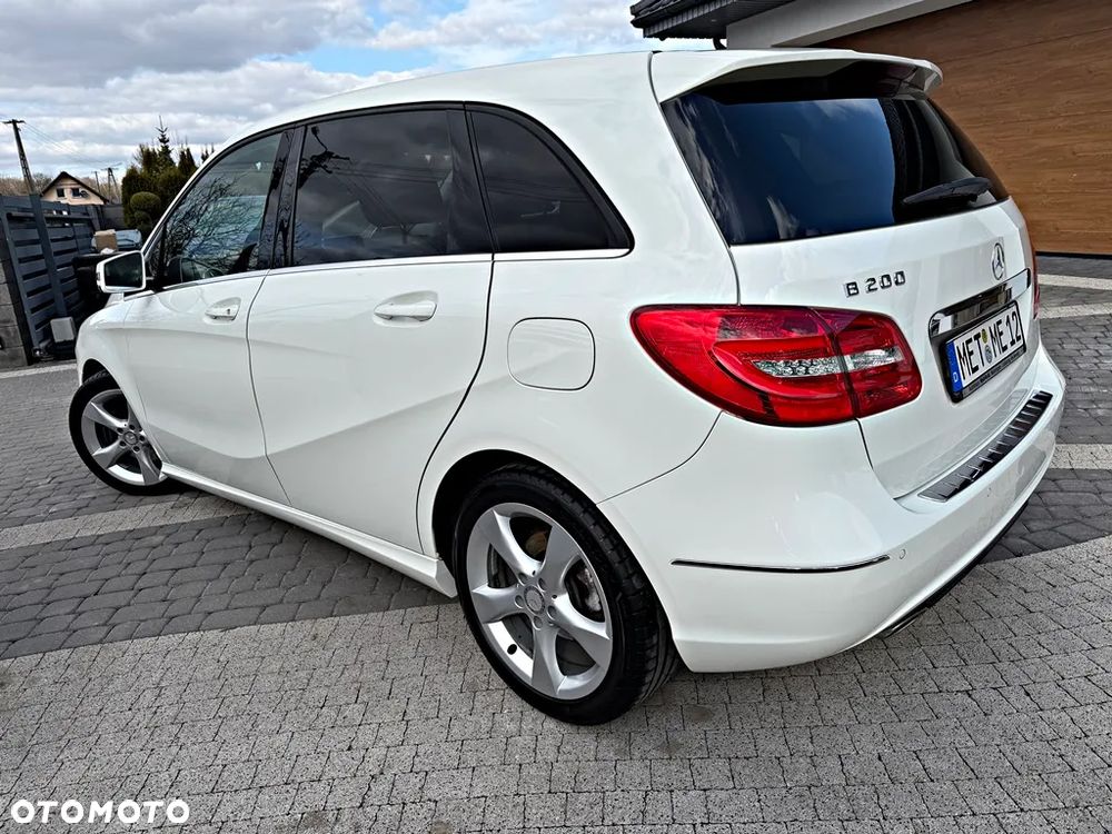 Mercedes-Benz Klasa B 200 BlueEFFICIENCY Edition 1 - 17