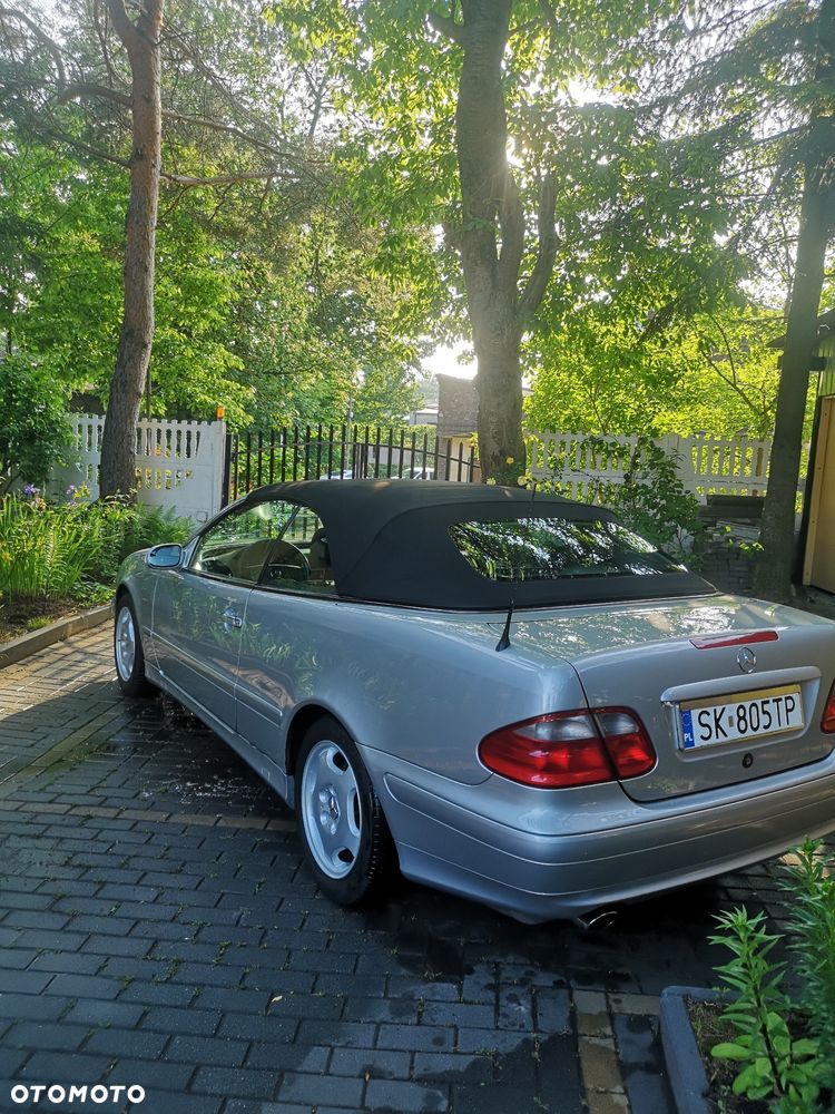 Mercedes-Benz CLK - 4
