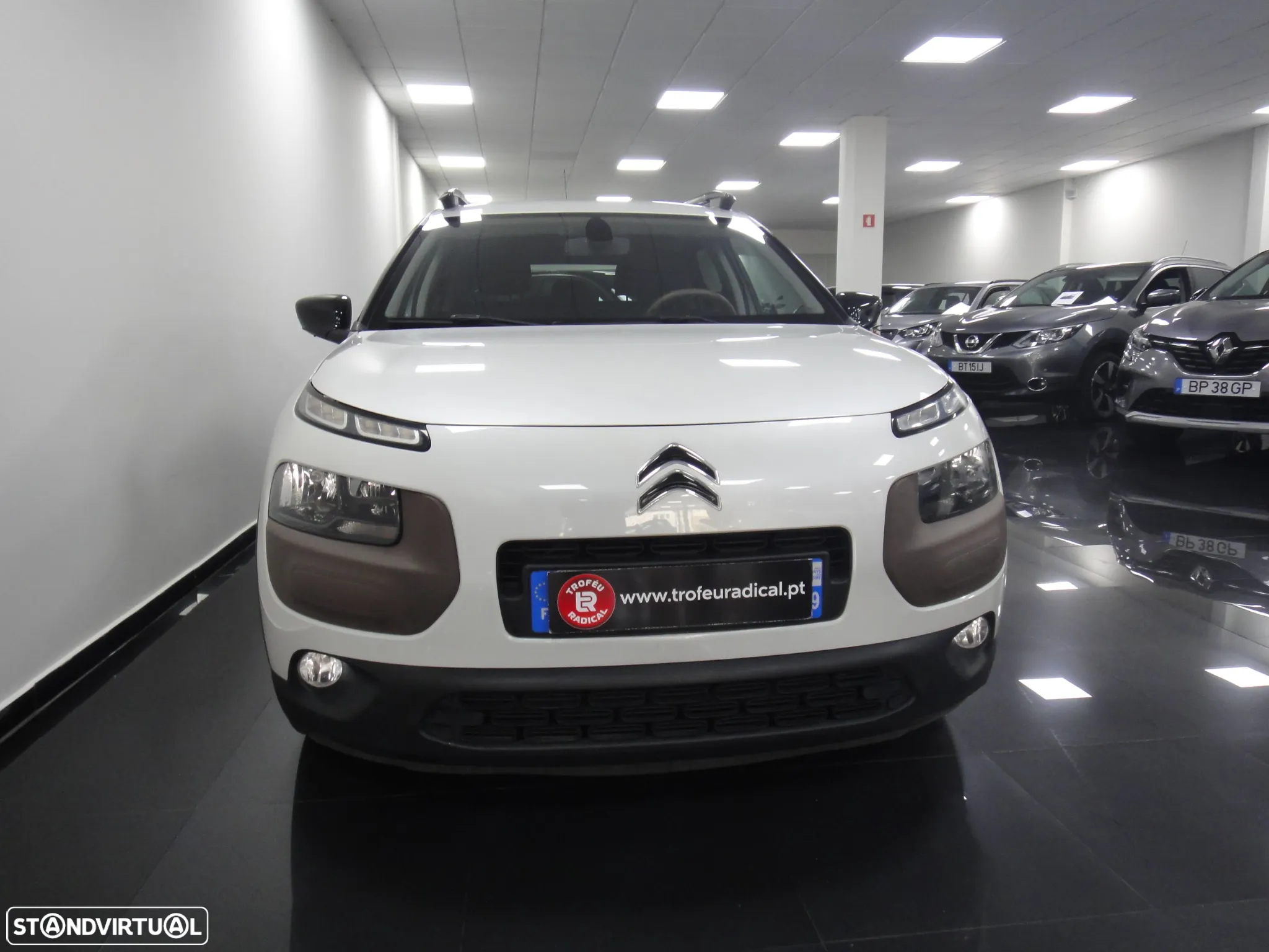 Citroën C4 Cactus 1.2 PureTech Shine - 3