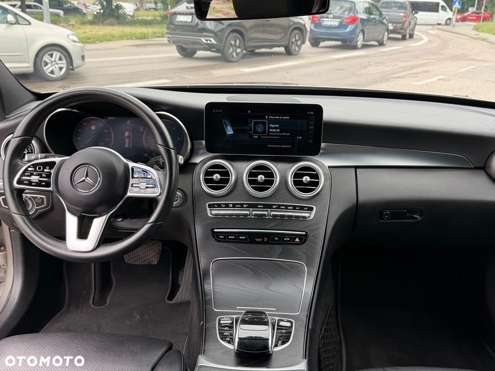 Mercedes-Benz Klasa C 220 d 4MATIC 9G-TRONIC - 32