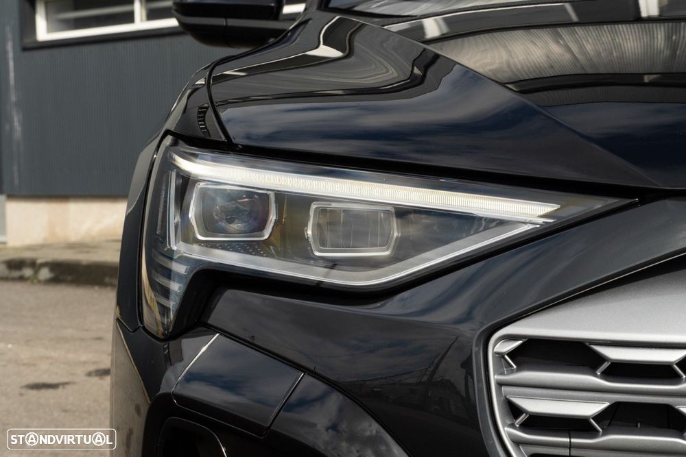 Audi Q8 e-Tron Sportback 55 quattro Advanced - 44