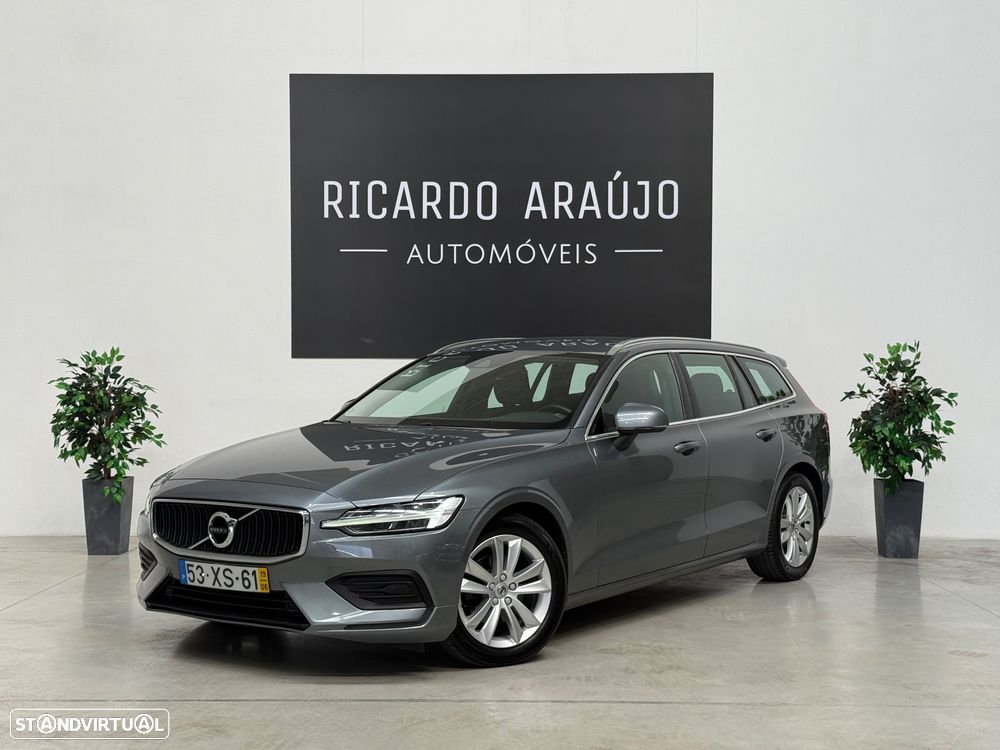 Volvo V60 2.0 D3 Momentum Plus Geartronic - 1