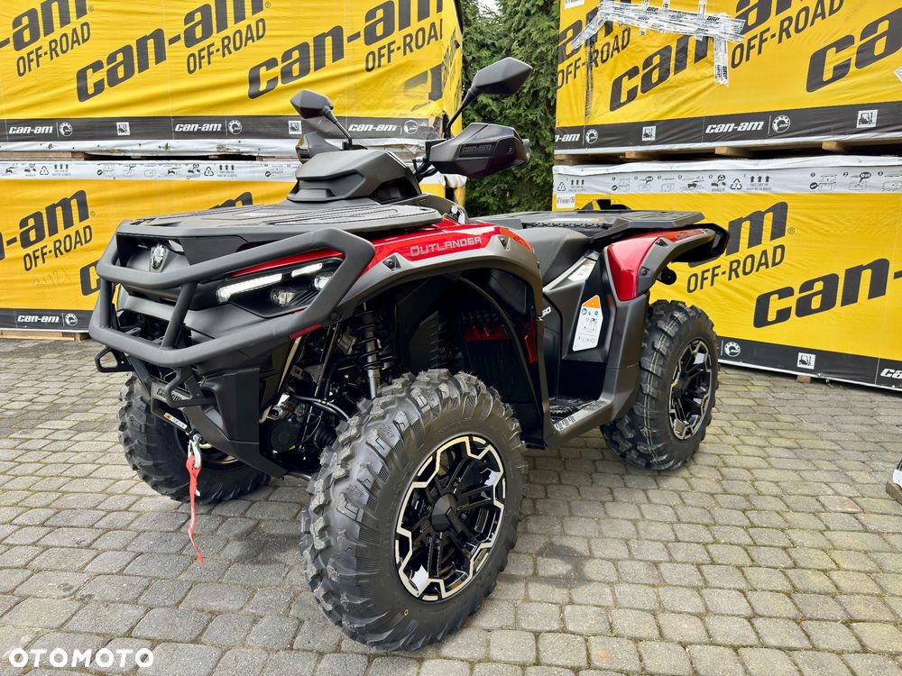 Can-Am Outlander - 2
