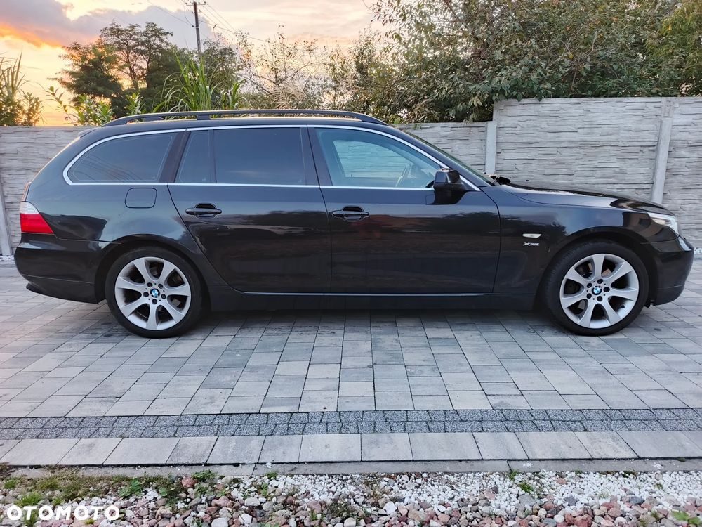 BMW Seria 5 525d xDrive Touring - 18