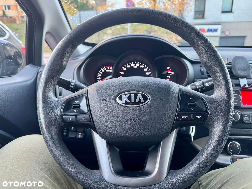 Kia Rio 1.2 Dream-Team Edition - 10