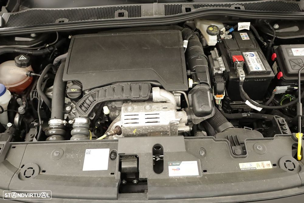 Peugeot 208 1.2 PureTech Allure - 25
