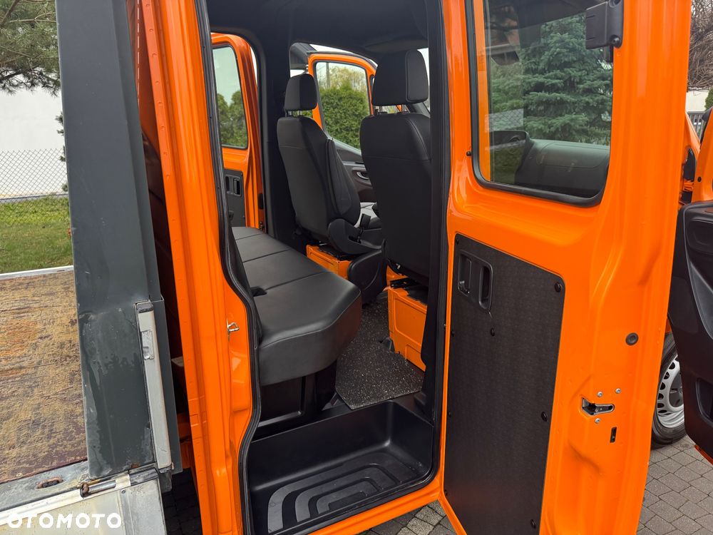 Mercedes-Benz Sprinter - 30