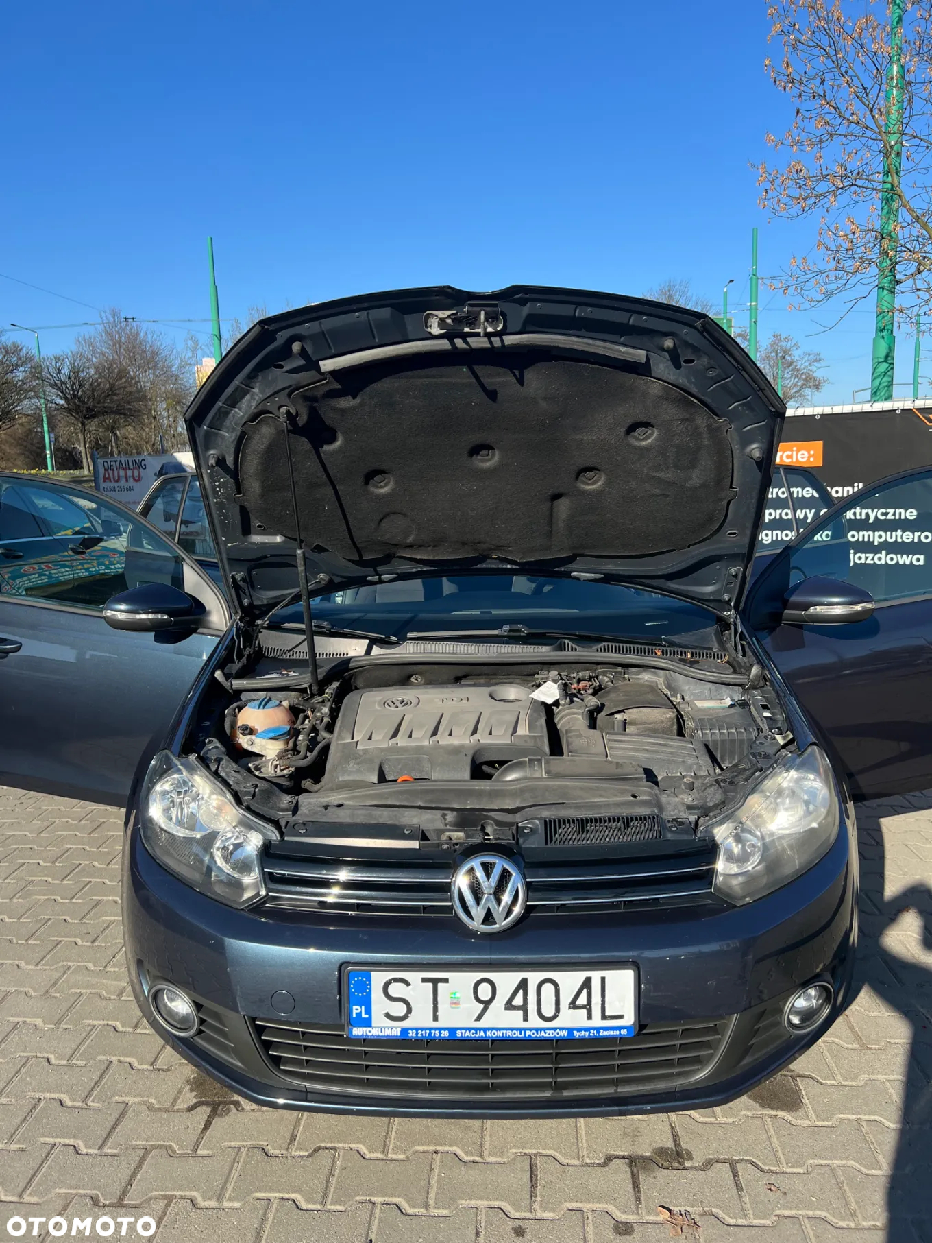 Volkswagen Golf 2.0 TDI DPF 4Motion Highline - 12