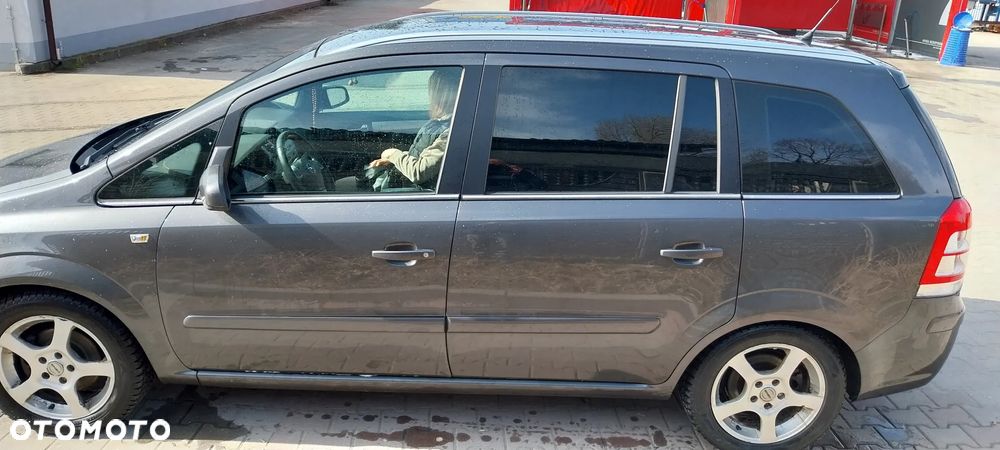 Opel Zafira 1.8 Enjoy - 8