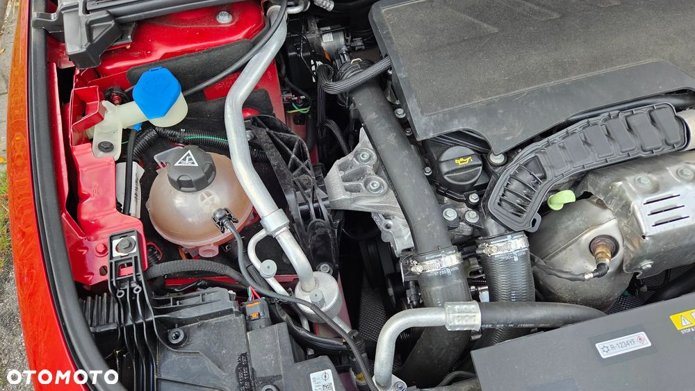 Opel Astra 1.2 Turbo Enjoy - 20