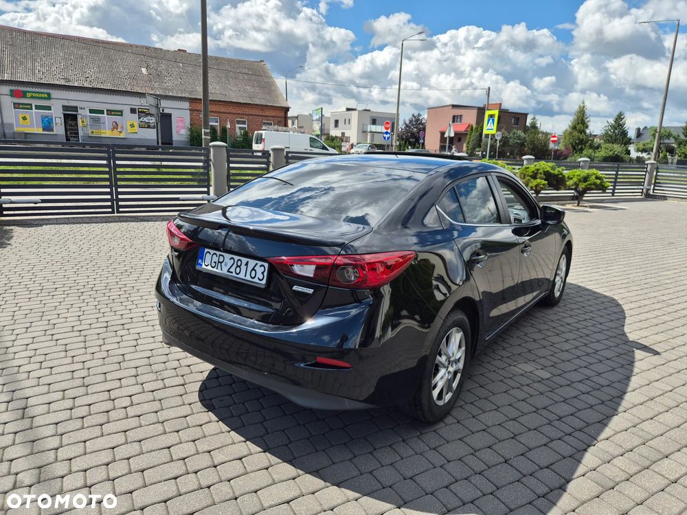 Mazda 3 - 4