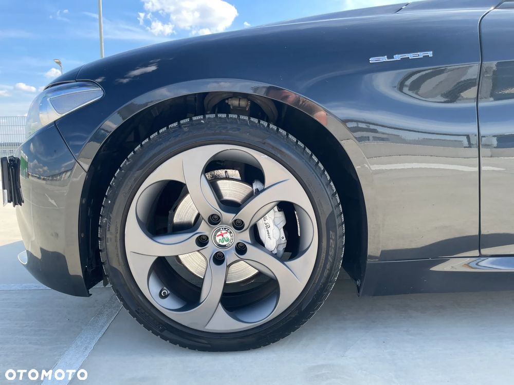 Alfa Romeo Giulia 2.0 Turbo Sprint - 19