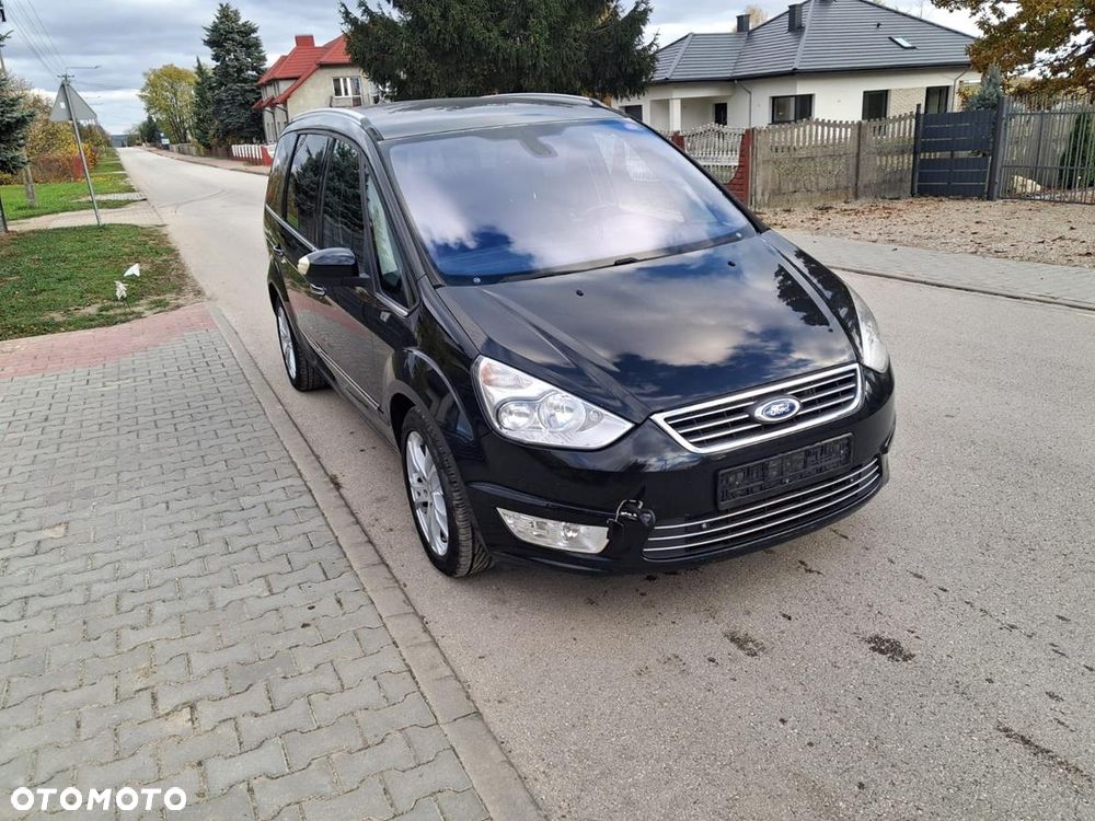 Ford Galaxy 2012 photo 3