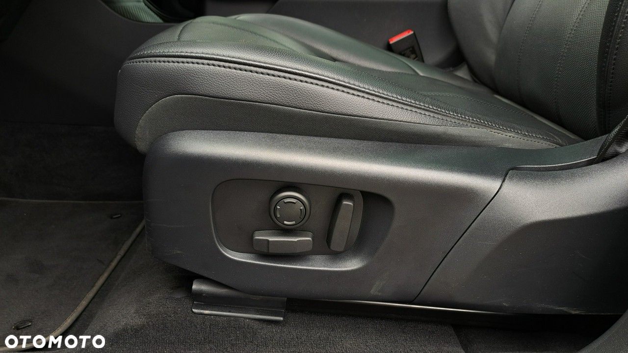 Land Rover Range Rover Evoque - 18