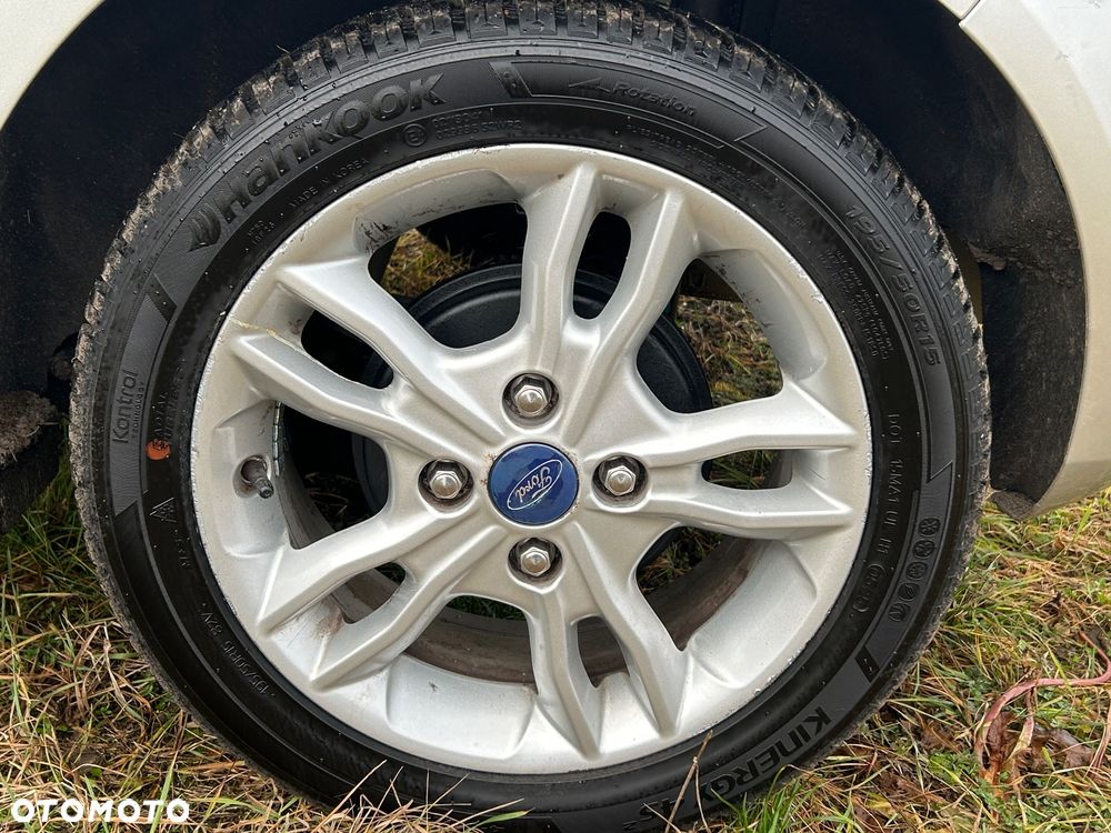 Ford Fiesta - 23