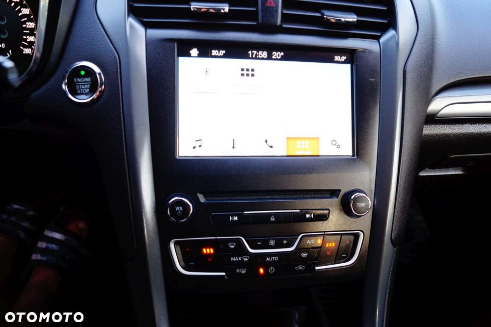 Ford Mondeo - 36