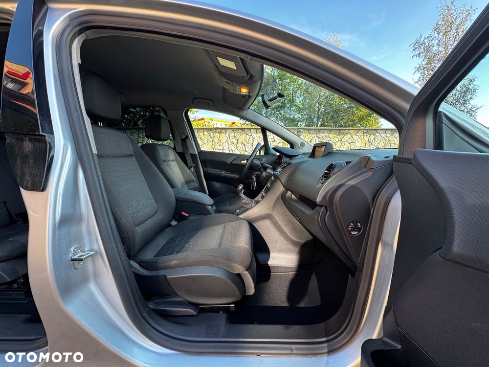 Opel Meriva 1.4 T Cosmo - 25
