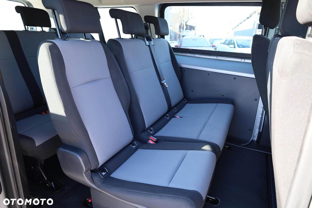 Peugeot Traveller 2.0 BlueHDi Long Business - 28