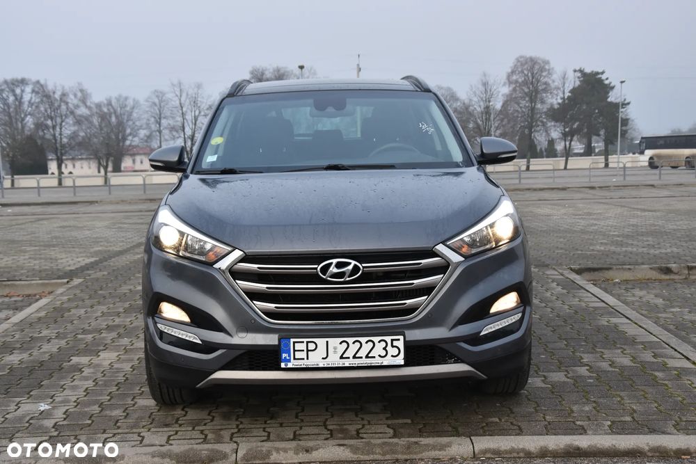 Hyundai Tucson - 2