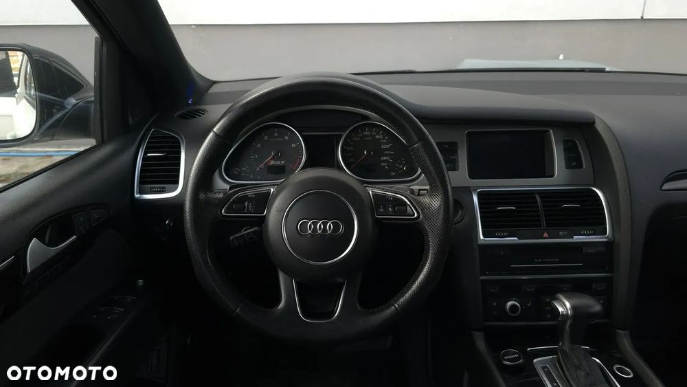 Audi Q7 3.0 TFSI Quattro Tiptronic - 28
