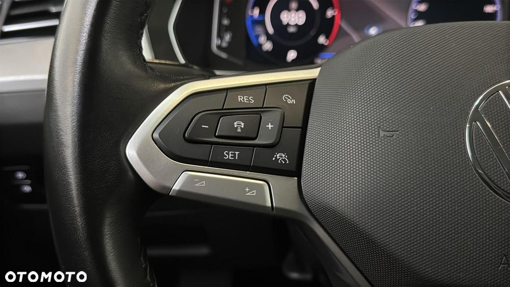 Volkswagen Passat 2.0 TDI EVO Business DSG - 25