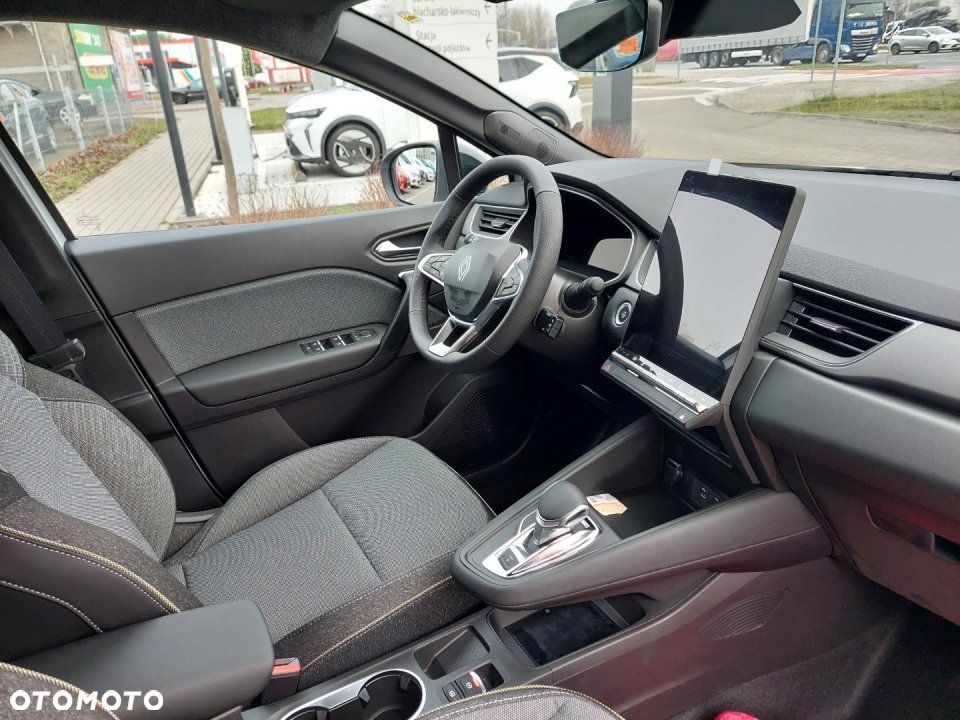 Renault Symbioz - 10