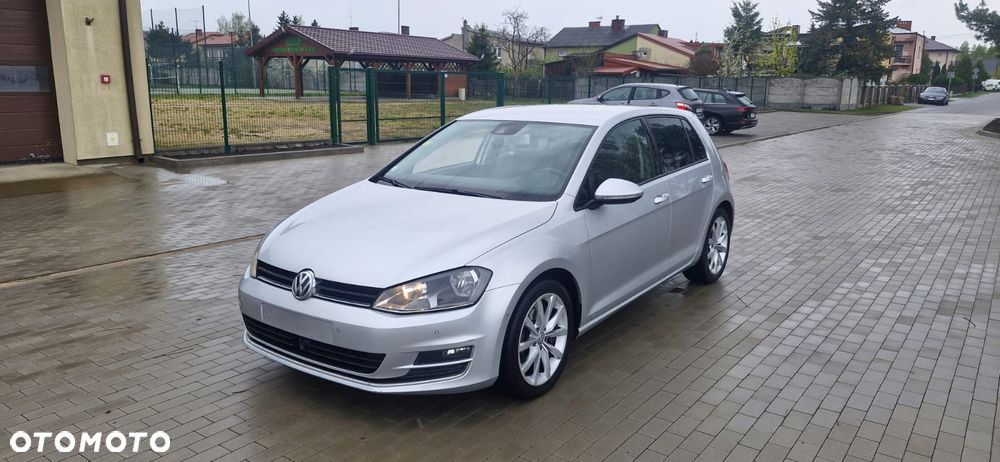 Volkswagen Golf 1.6 TDI DPF Highline - 8
