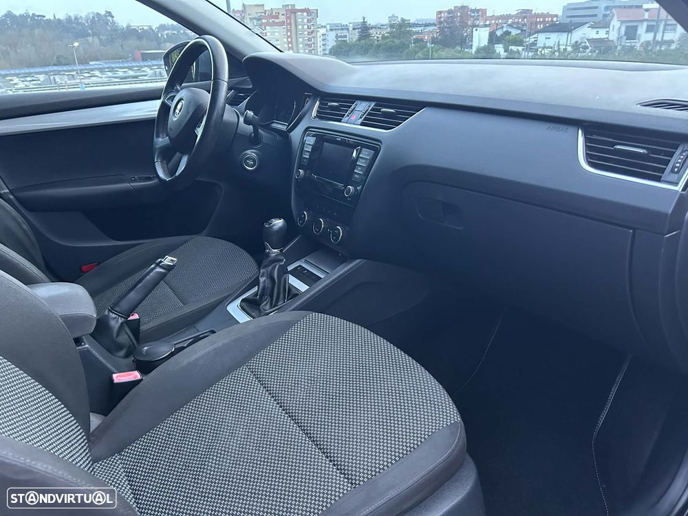 Skoda Octavia Break 1.6 TDi Ambition - 9