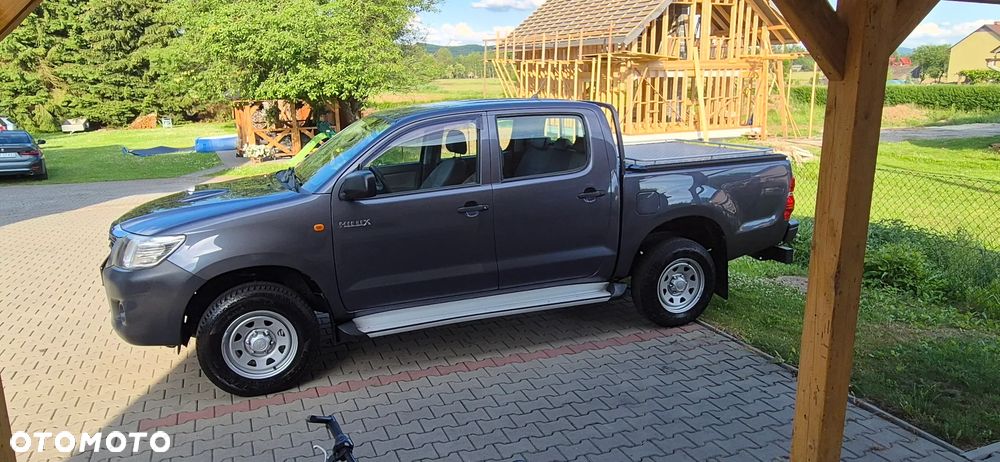 Toyota Hilux 4x4 Double Cab - 19