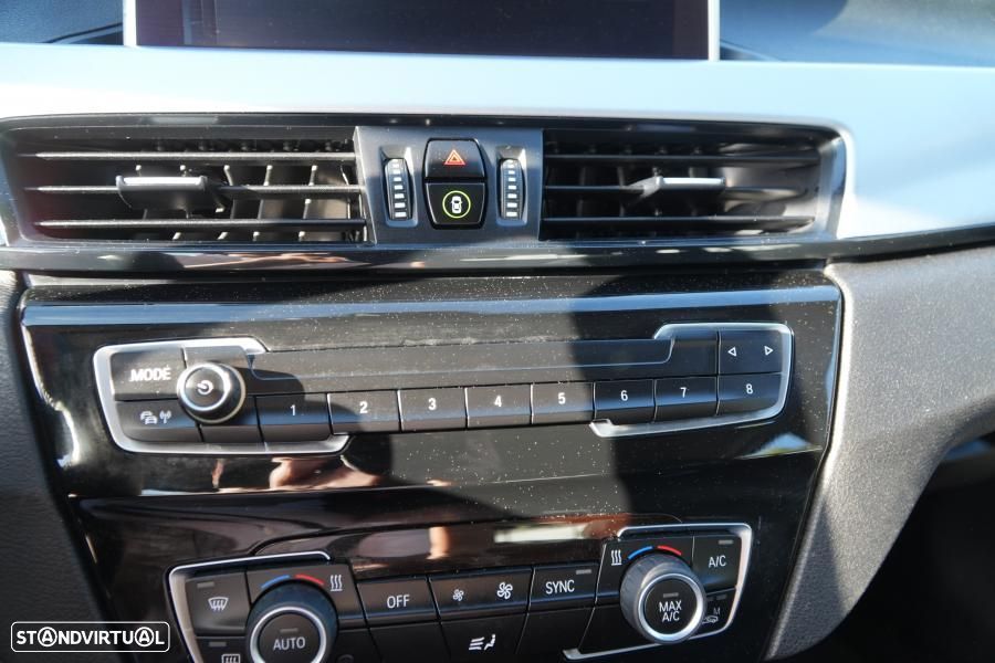 BMW X1 25 e xDrive Corporate Edition - 16