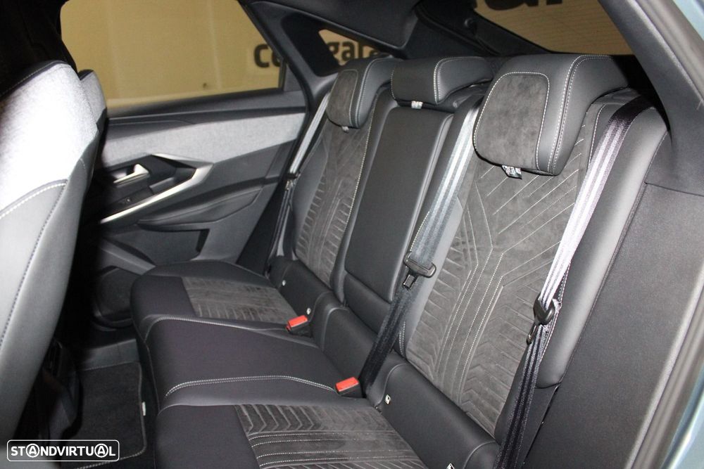 Peugeot E-3008 73 kWh GT - 48